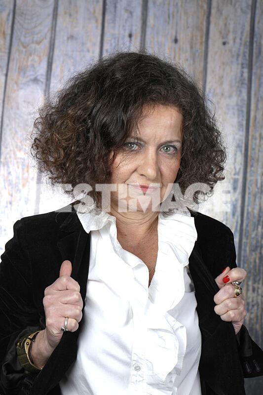 Info - Elisabeth Levy lance un appel à l'aide pour sauver son magazine 