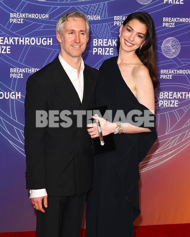 Info - Anne Hathaway est enceinte de son troisième enfant