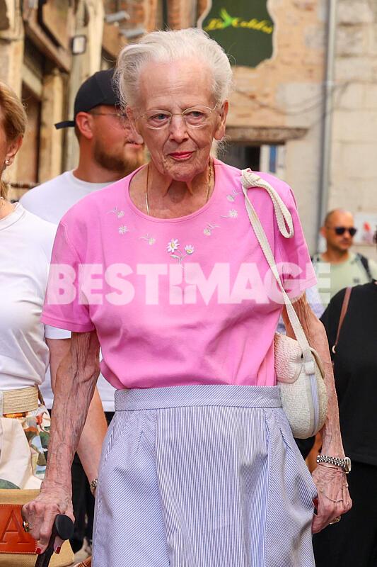 Info - La reine Margrethe de Danemark hospitalisée pour la troisième fois de l'année après un malaise