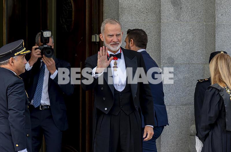 Le roi Felipe VI d’Espagne arrive à la cérémonie solennelle d'ouverture de l'année judiciaire 2026-2027, au Palais de justice à Madrid