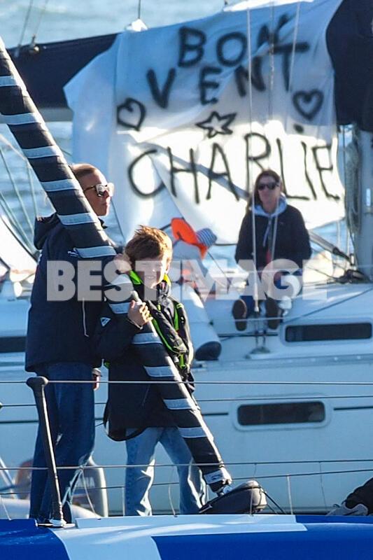 Hommage maritime au regretté marin Charlie Dalin, à Concarneau