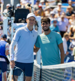Info - Alors que Carlos Alcaraz annonce son retour pour l'US Open, Jannik Sinner blessé au genou, déclare forfait pour le tournoi