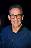 Info - Matins de RTL: Julien Courbet va remplacer Faustine Bollaert et sera au micro de 9h30 à 11h30 avec son émission « Ça peut vous arriver »