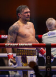 Boxe - L'Ukrainien Oleksandr Usyk annonce renoncer à ses trois ceintures mondiales des lourds
